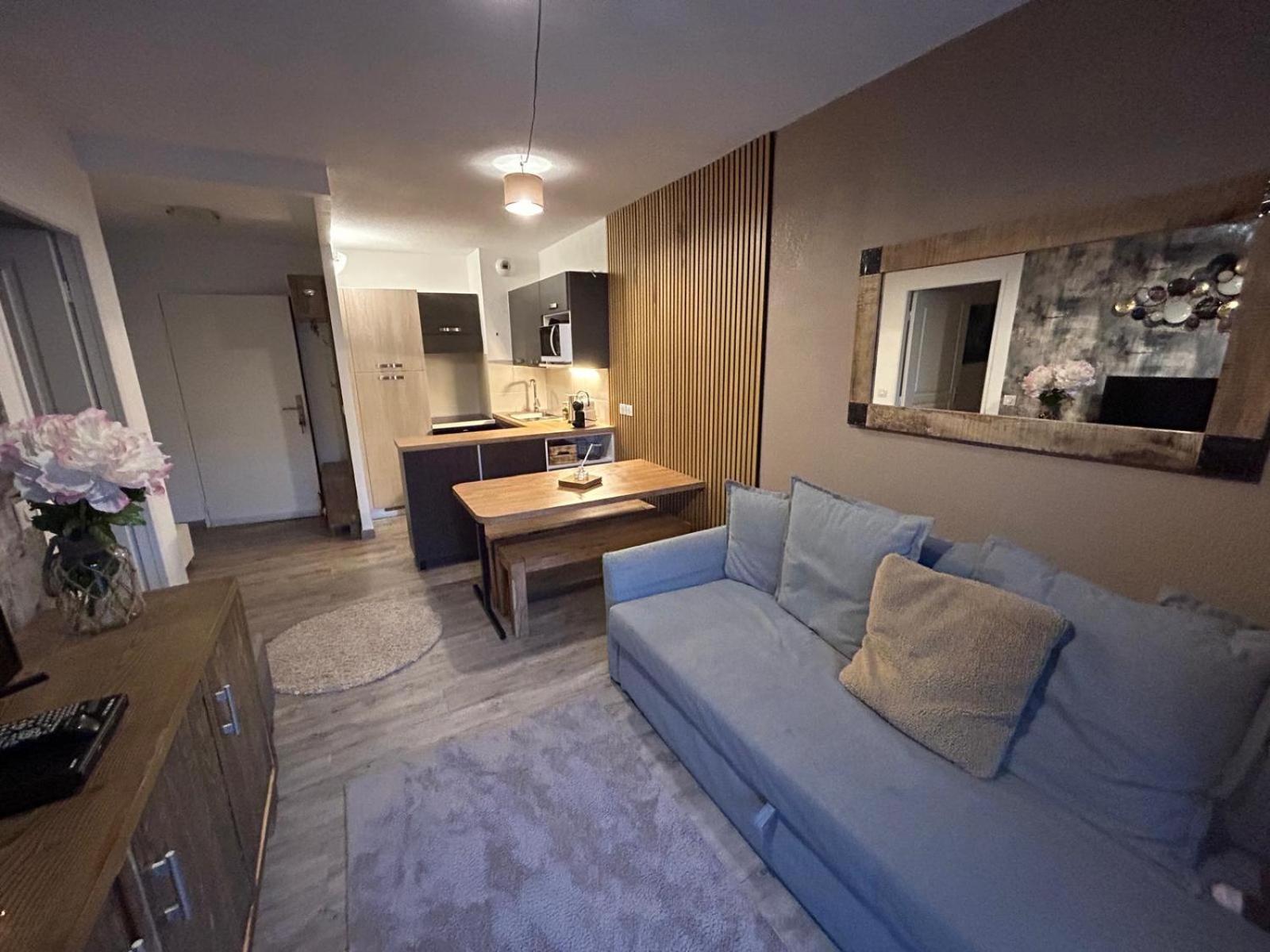 Superbe Appartement Avec Piscine Et Garage Péone Esterno foto